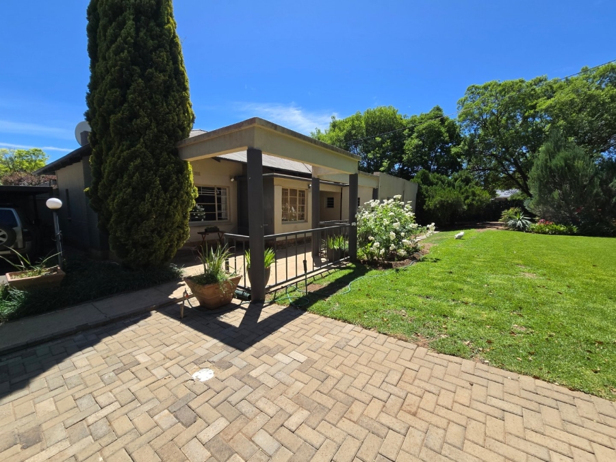 4 Bedroom Property for Sale in Bayswater Free State